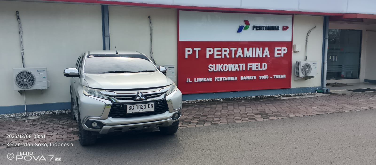 Kendaraan 4x4 Double Cabin siap beroperasi